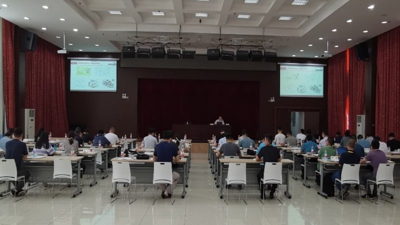 小标题：全媒体运营师证的背景与价值