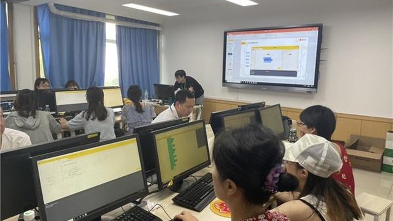 成人高考与自考：就业认可度的背后**